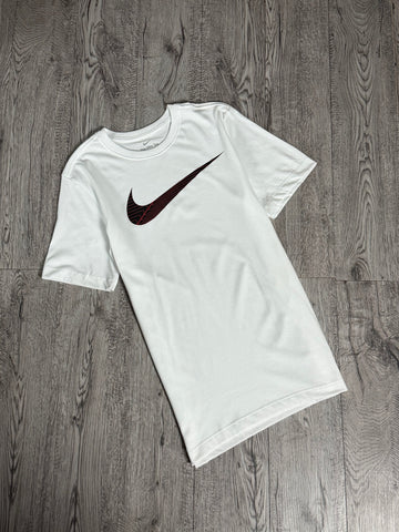 Camiseta Nike Swoosh