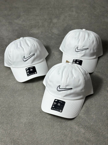 Boné Nike Club SWOOSH