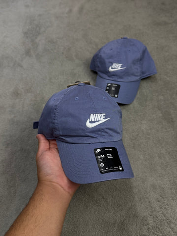 Bone Nike Club Lilás