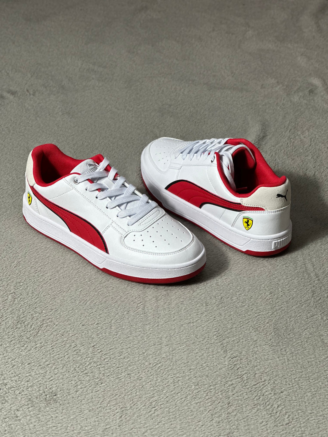 Tênis Puma Caven Ferrari