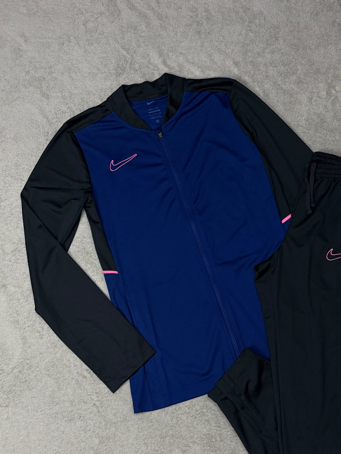Conjunto Nike Academy 2026