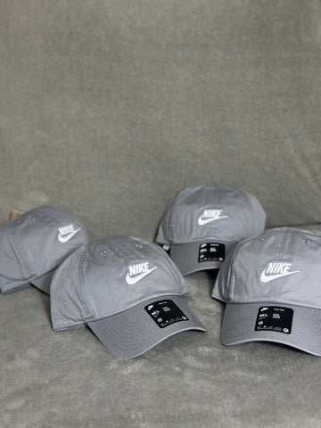 Boné Nike Club