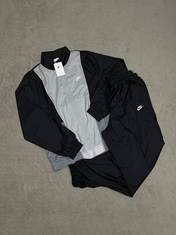 Conjunto Nike Woven Club