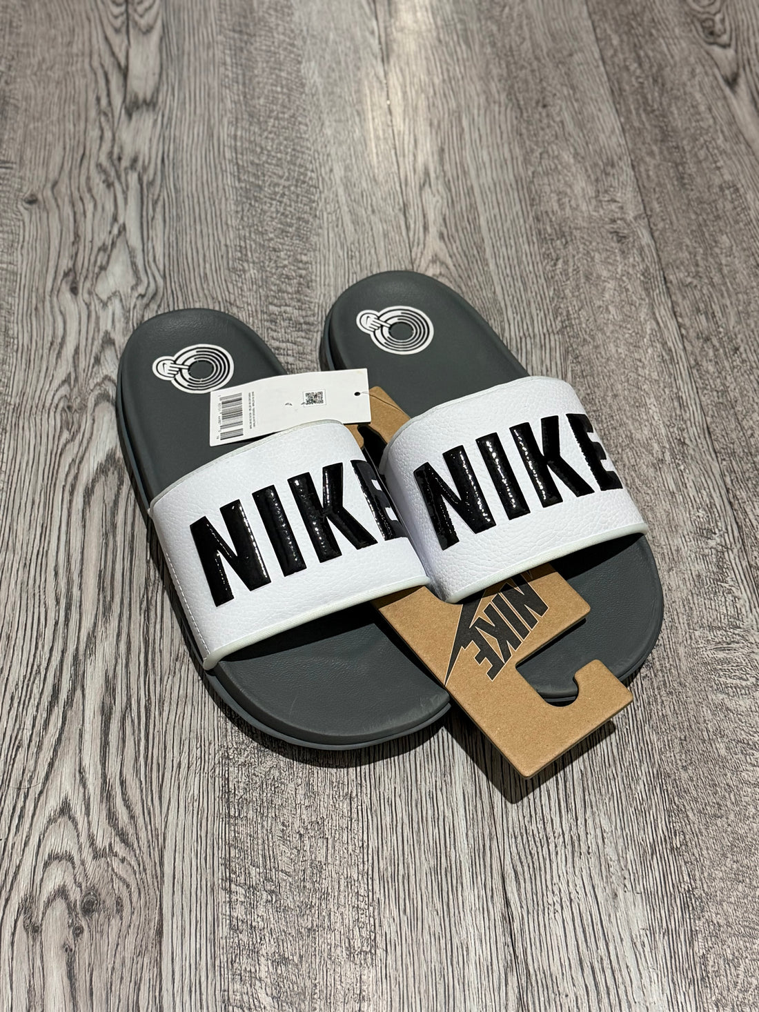 Slide Nike Offcourt