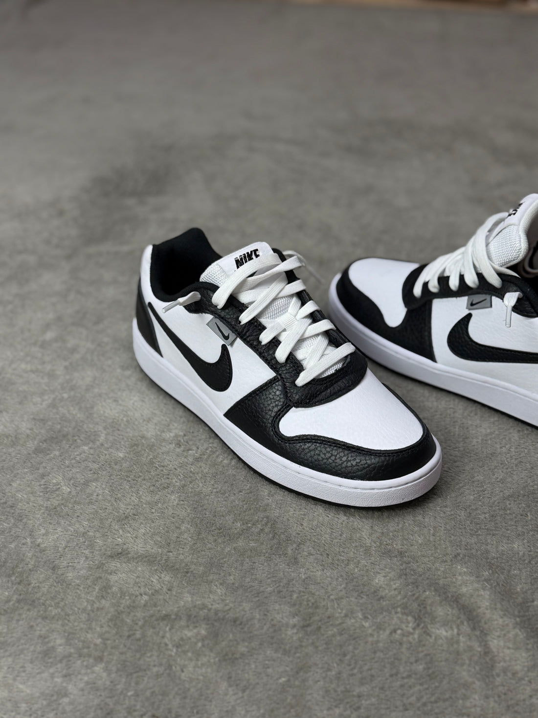 Tênis Nike Ebernon Low